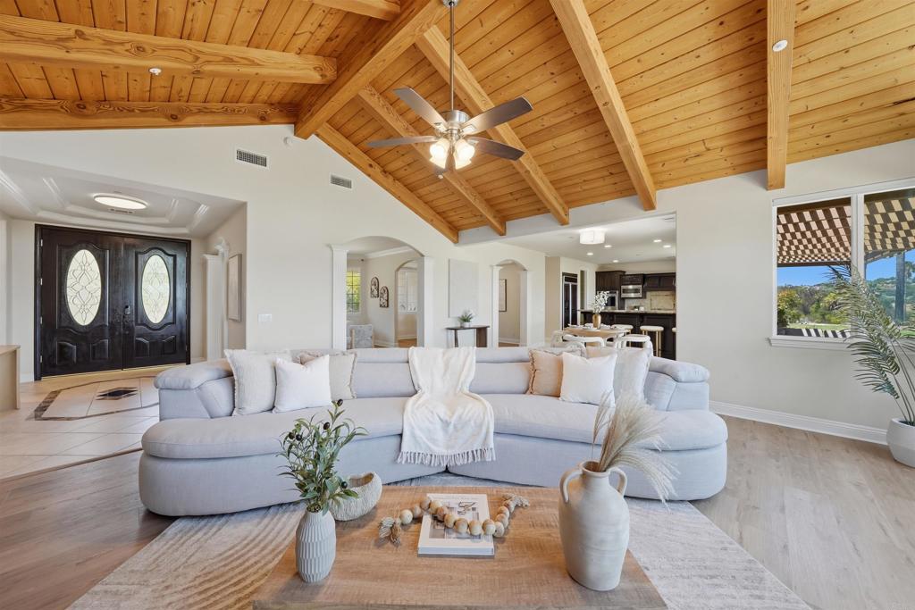 3676 Alta Vista Drive