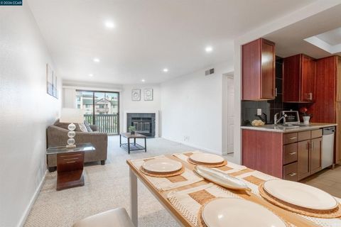 Photo of 1315 A St St #206, Hayward, CA 94541 (MLS # 41132439)