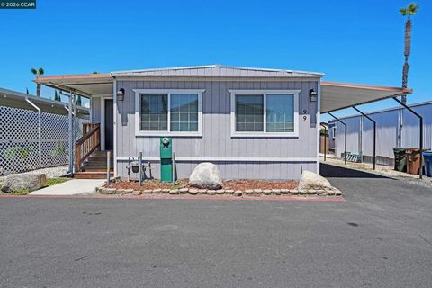 Photo of 3301 Buchanan, Antioch, CA 94509 (MLS # 41140058)