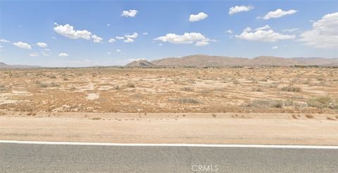 Photo of 23350 Standing Rock, Apple Valley, CA 92307 (MLS # DW26090740)