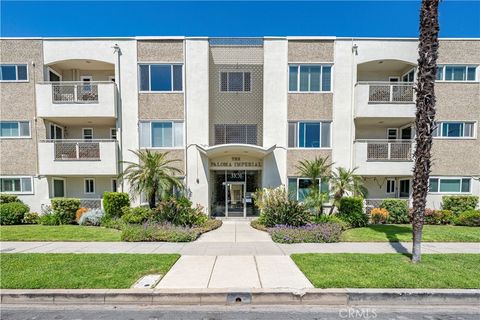 Photo of 3101 E 2nd Street #7B, Long Beach, CA 90803 (MLS # PW26082002)