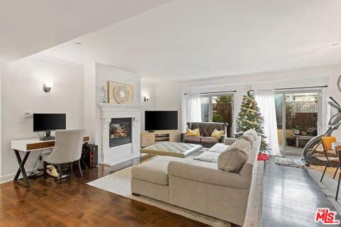 Photo of 1522 Amherst Avenue #101, Los Angeles, CA 90025 (MLS # 26861171)