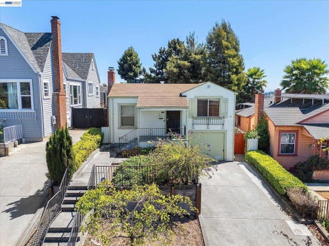 Photo of 2518 98Th Ave AVE, Oakland, CA 94605 (MLS # 41146072)