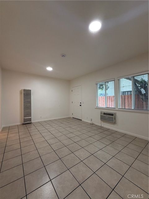 Photo of 1880 Pine Avenue #9, Long Beach, CA 90806 (MLS # OC26072735)