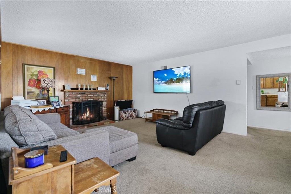 315 Hobbs Lane