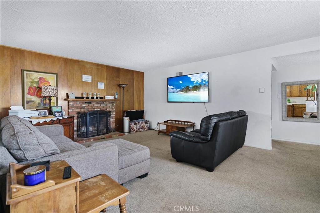 315 Hobbs Lane