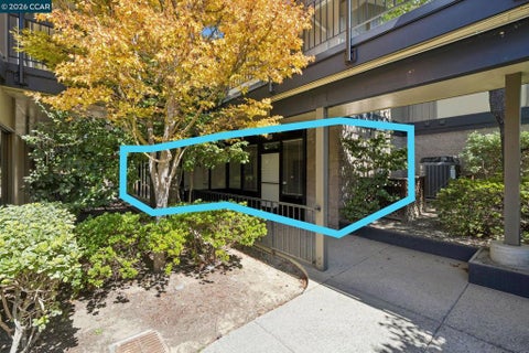 Photo of 2150 Appian Way WAY, Pinole, CA 94564 (MLS # 41152357)