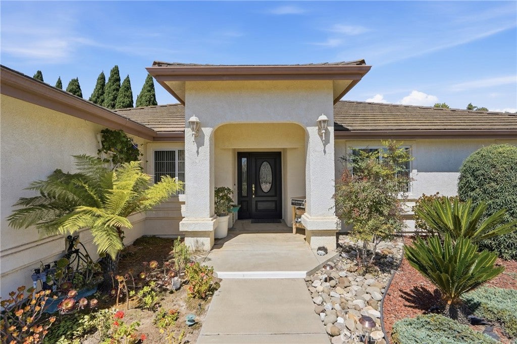 2439 La Costa Drive
