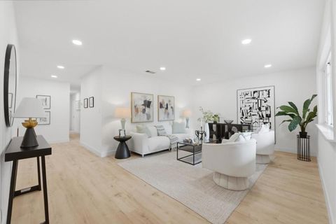 Photo of San Jose, CA 95124 (MLS # ML82041687)