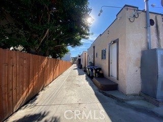 1173 W 39th Place
