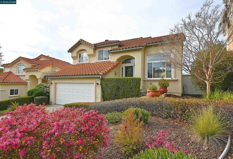 Photo of 2152 2152 Bluerock Circle Cir, Concord, CA 94521 (MLS # 41125427)