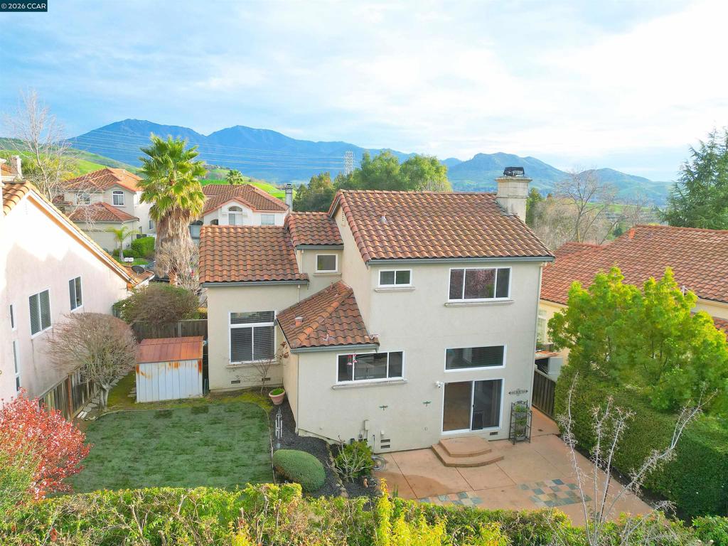 2152 2152 Bluerock Circle