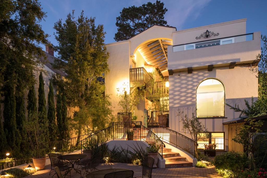 One of a kind luxury property in the heart of downtown Carmel-by-the-Sea featuring two residences with ocean views, a private and sunny 1,700 sf courtyard with designer lighting and sound, plus two commercial units with hardwood floors and separate baths. Located just a few blocks from world-renowned Carmel Beach, this Mediterranean-style building, originally constructed in 1929 and designed by Guy O. Koepp, recently underwent a multiyear, extensive renovation. Highlights include high-end finishes throughout, elevator, laundry room, 3 storage rooms, plus a reception room in close proximity to the courtyard. This trophy property offers a variety of uses and possibilities. Property is deemed historic and could offer a tax benefit to its future owner. Updated income summary available. Rare short term rental permits established. Seize your opportunity now to own an iconic piece of our village by the sea.