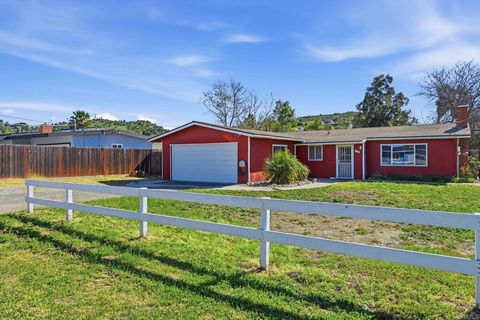 325 Aspero Court Escondido CA 92026