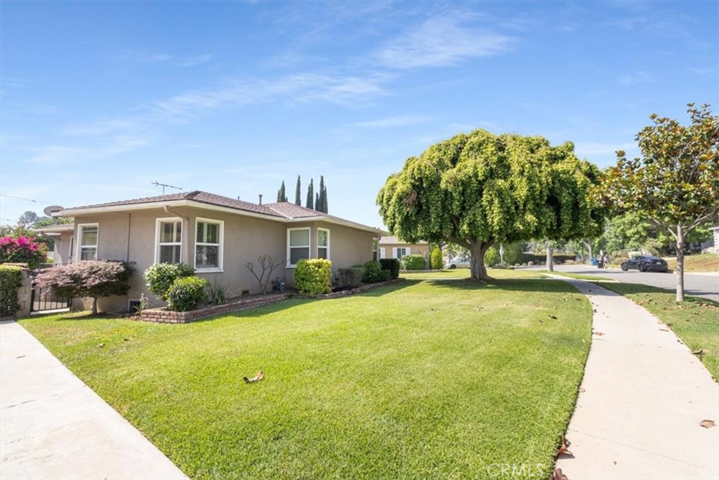 Properties 1 2208 Whitney Drive