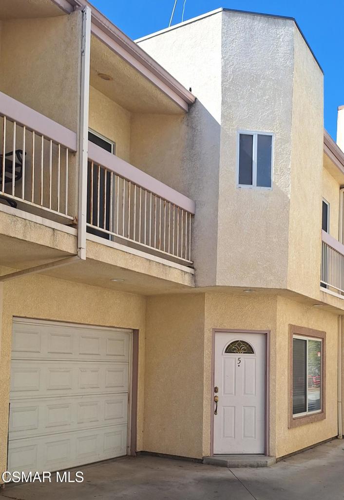 Welcome to this spacious 3 bedroom, 3 full and one 1/2 bath condominium located in a private gated community. This home offers the perfect blend of comfort and security, with its own 1-car garage plus an additional parking space. The open floor plan provides a seamless flow for both everyday living and entertaining. Enjoy the convenience of a low maintenance lifestyle. Don't miss this opportunity to live in a sought after location behind secure gates.