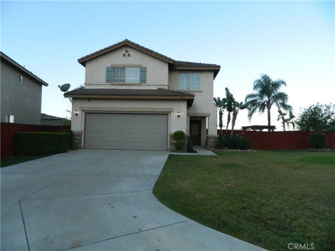 Photo of 16139 Setting Sun CIR, Riverside, CA 92503 (MLS # SW26230139)