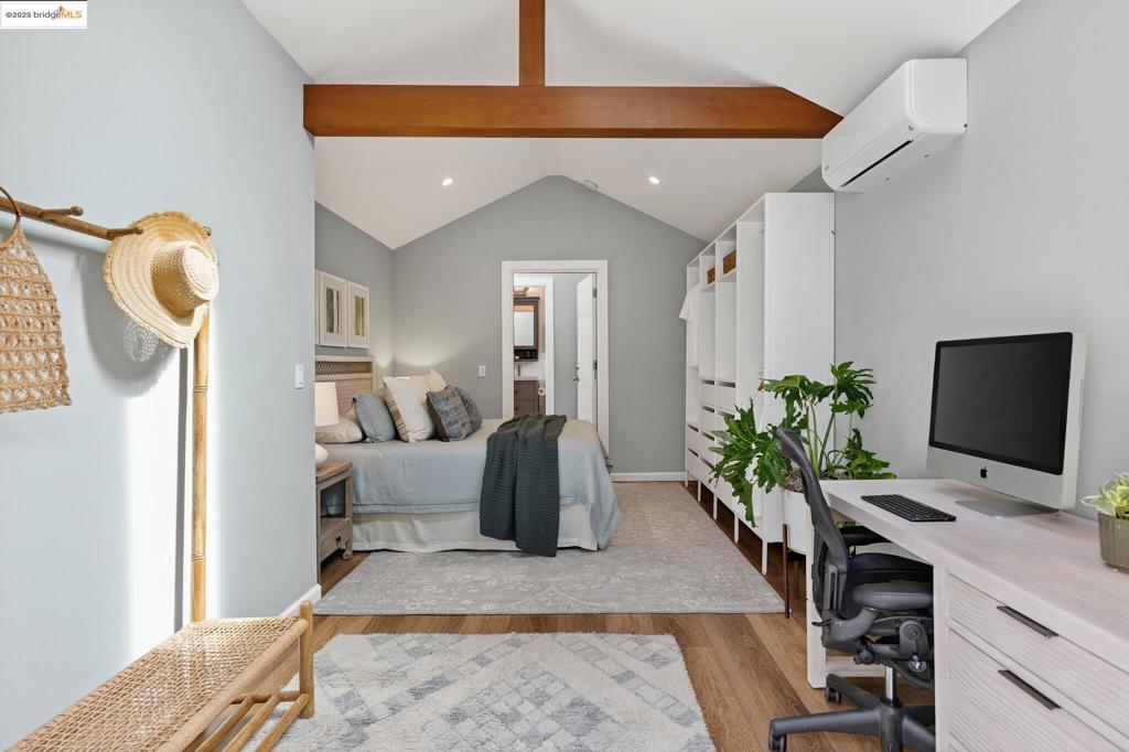 NORTHBRAE - Residential