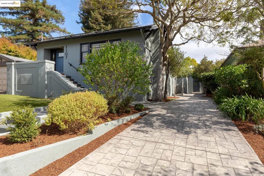 Photo of 1107 Colusa Ave, Berkeley, CA 94707 (MLS # 41113514)