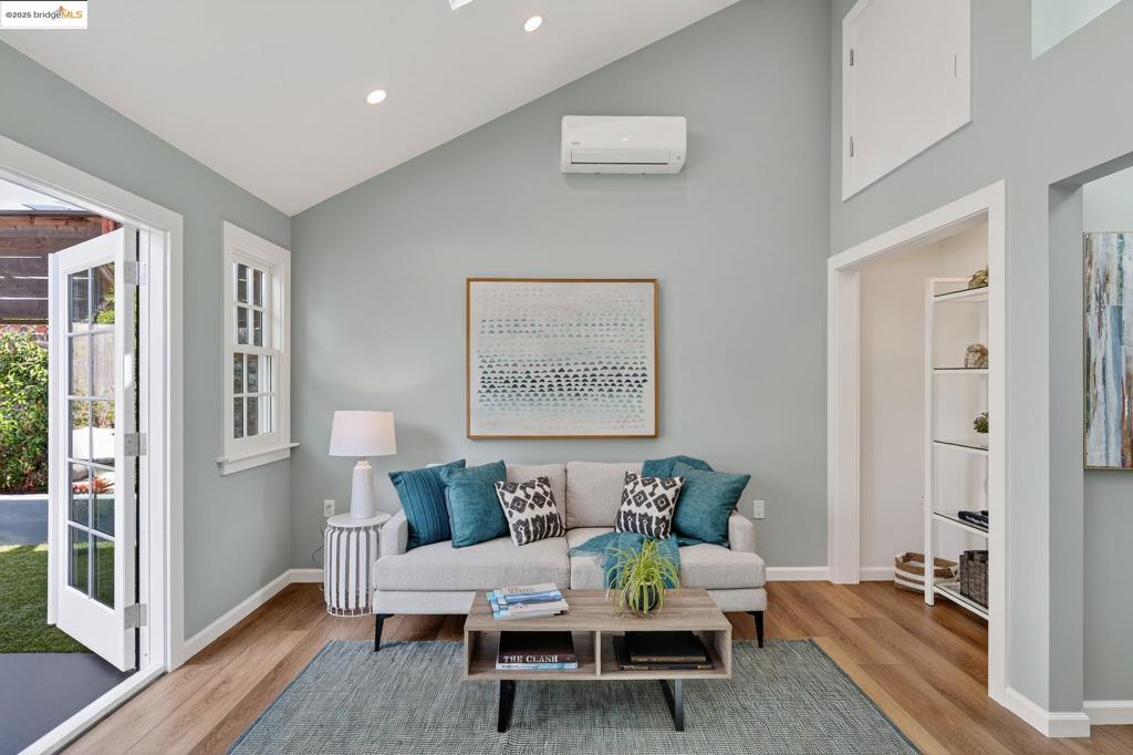 NORTHBRAE - Residential