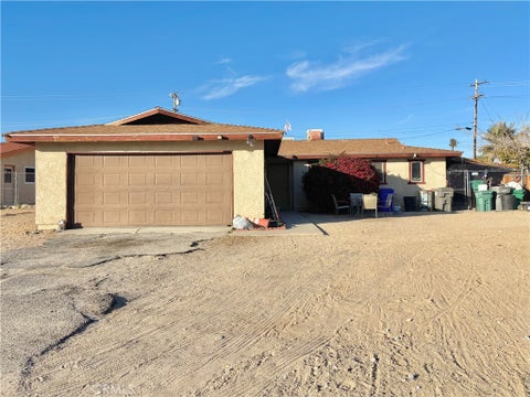 Photo of 73078 Sunnyvale DR, 29 Palms, CA 92277 (MLS # JT26120849)