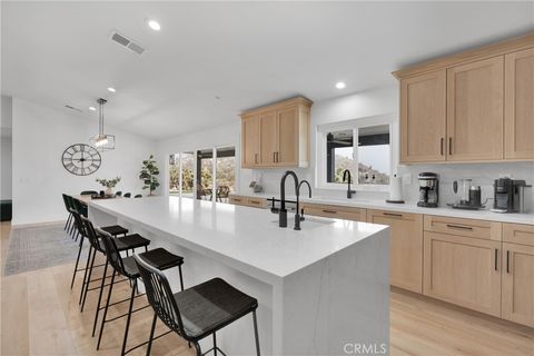 2128 Pheasant Road Wrightwood CA 92397