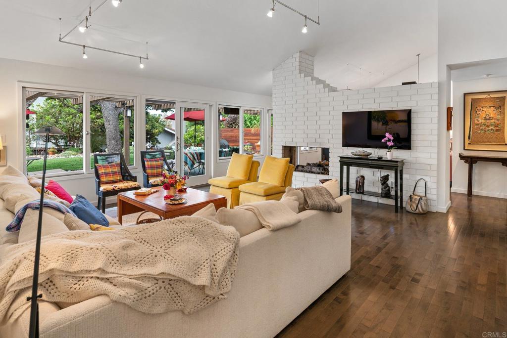 2521 Ardath Court