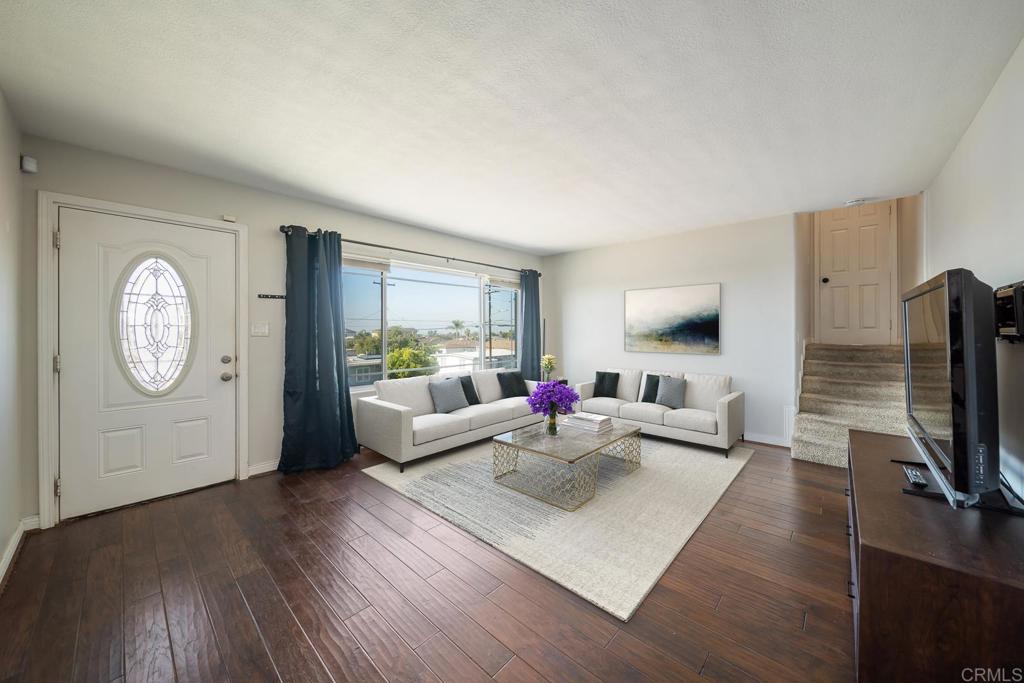 2227 Flintridge Drive