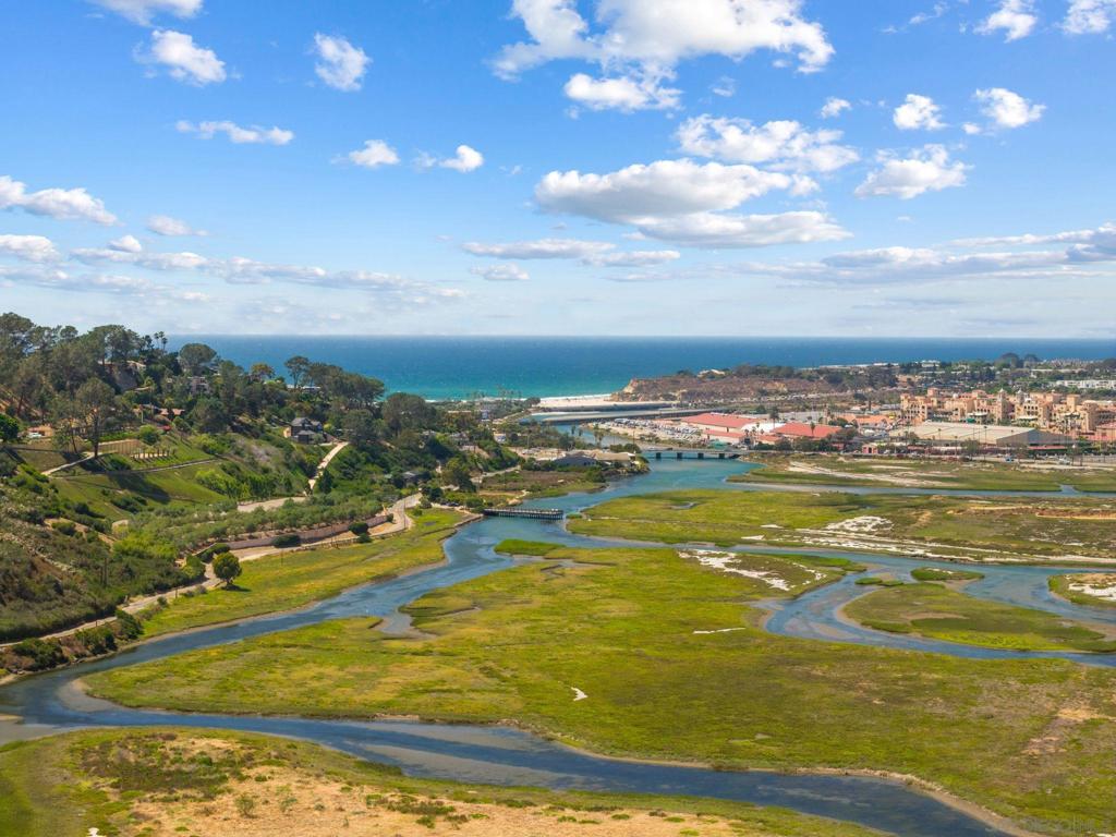 Del Mar - Residential