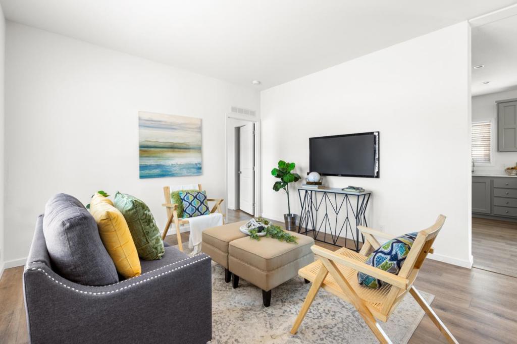 5570 De Sante Lane