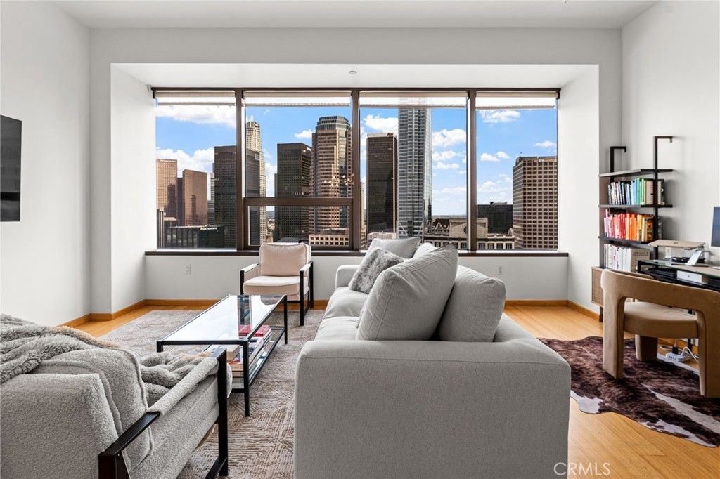 Photo of 1100 Wilshire Boulevard #2608, Los Angeles, CA 90017 (MLS # OC24179386)