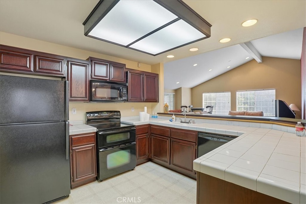 Shadow Ridge (A) (833) - Residential