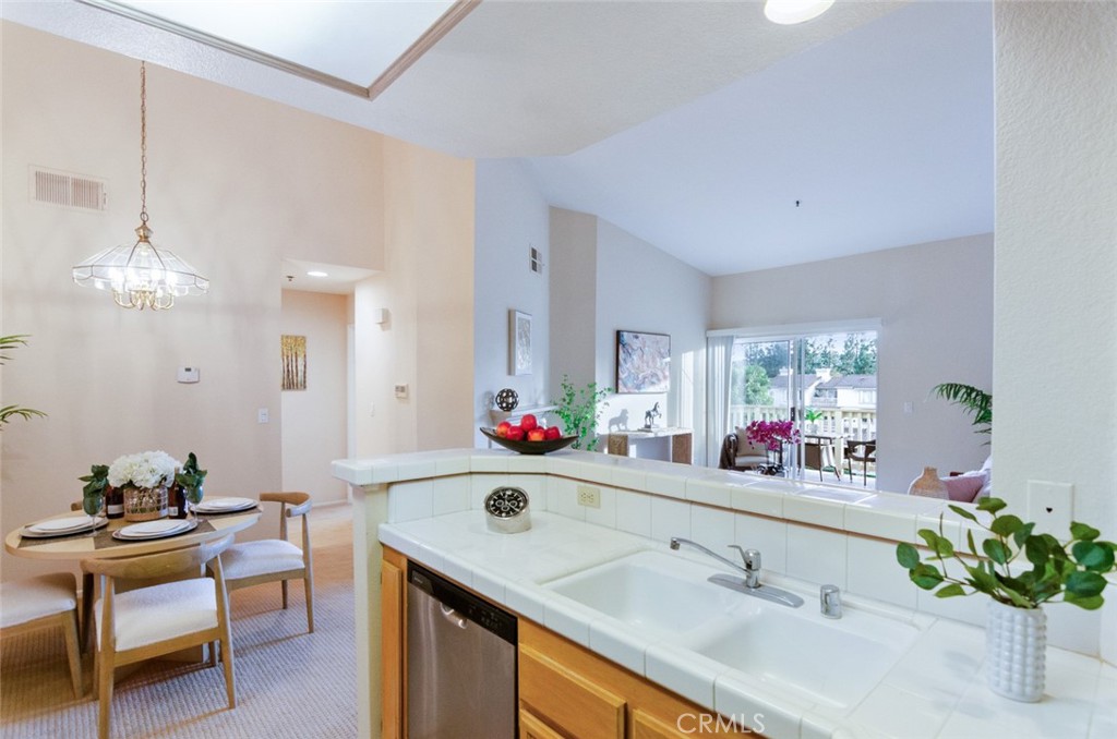 Shadow Ridge (A) (833) - Residential