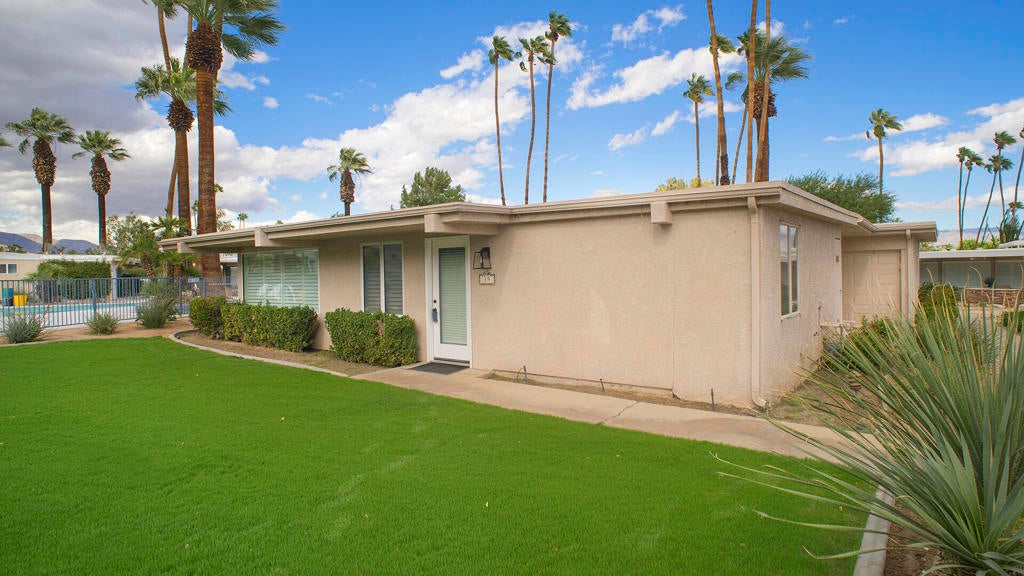 40990 Paxton Drive 19