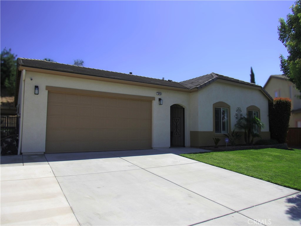 A Rare Gem in Tournament Hills!
Welcome to this beautifully upgraded single-story home featuring 4 bedrooms, 2 baths, and over 1,600 sq. ft. of thoughtfully designed living space. The open-concept floor plan is perfect for entertaining, with a kitchen that boasts granite countertops, stainless steel appliances, and generous prep space that seamlessly connects to the inviting living and dining areas. The spacious bedrooms provide the perfect retreat, while the convenient indoor laundry room adds everyday practicality. Natural light fills the home, enhancing its bright and welcoming feel. The home features a newer HVAC system, fresh paint, and shutters throughout the home. Step outside to enjoy a private cul-de-sac location an immaculate backyard with a covered patio, ideal for gatherings, summer barbecues, or simply relaxing in peace. Built in 2011, this home offers the perfect balance of modern comfort and timeless design. Located within the desirable Tournament Hills community and walking distance to Tournament Hills Elementary.