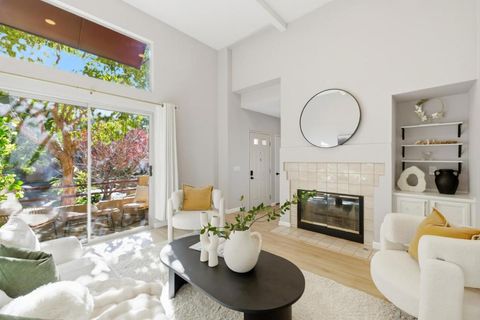 Photo of 219 Commons Lane, Foster City, CA 94404 (MLS # ML82040250)