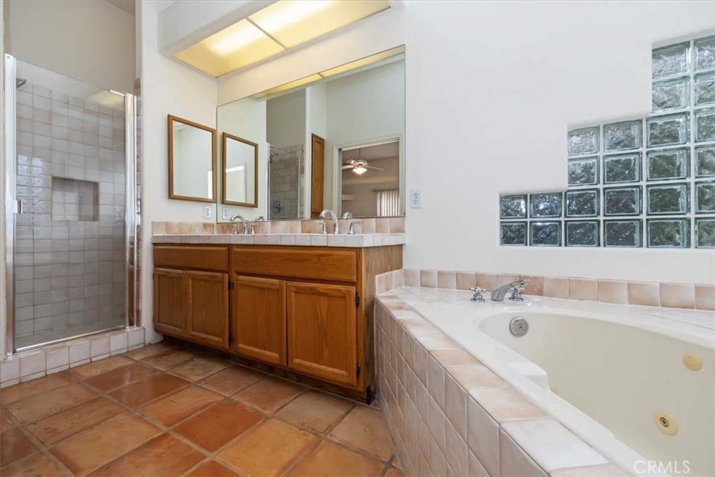 La Quinta Cove* - Residential