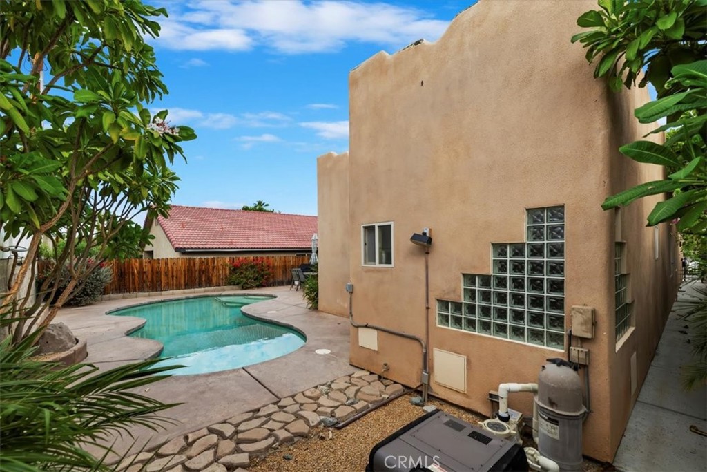 La Quinta Cove* - Residential