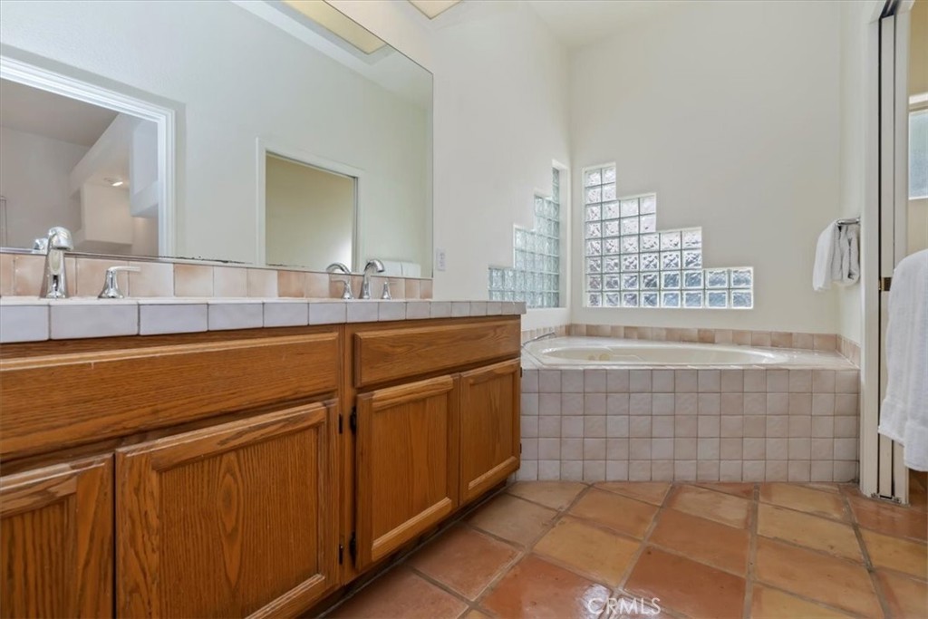 La Quinta Cove* - Residential