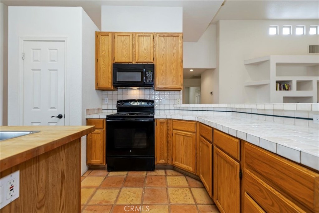La Quinta Cove* - Residential