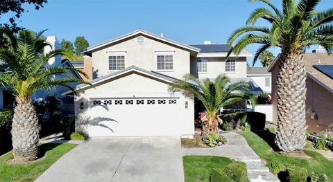 Photo of 21945 Centurion Way, Saugus, CA 91350 (MLS # SR25258273)
