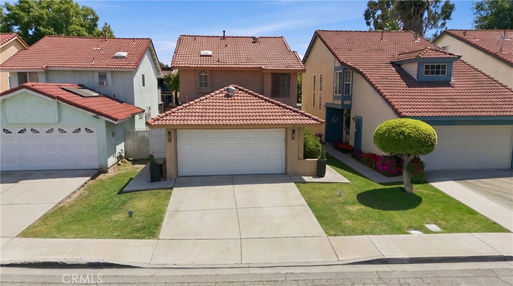 700 W Almond Street