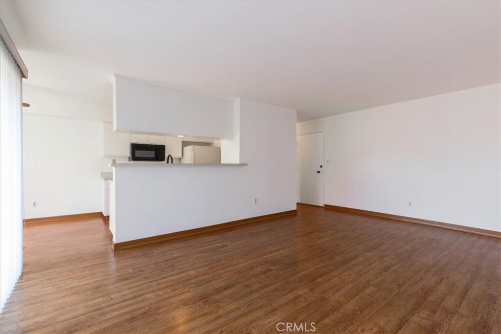 372 Carroll Park East 208