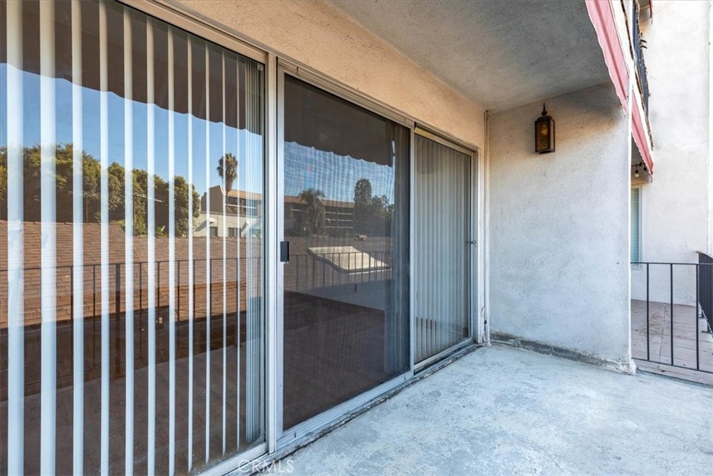 372 Carroll Park East 208