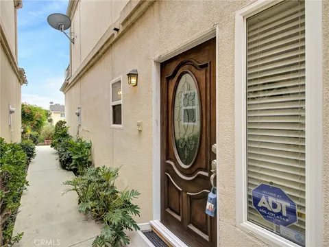 MLS: PW26057795
