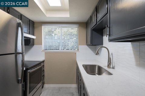 Photo of 4800 4800 Bayview Ave Ave, Richmond, CA 94804 (MLS # 41126446)