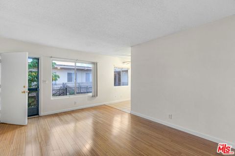 Photo of 2637 S Centinela Avenue #29, Santa Monica, CA 90405 (MLS # 25627073)