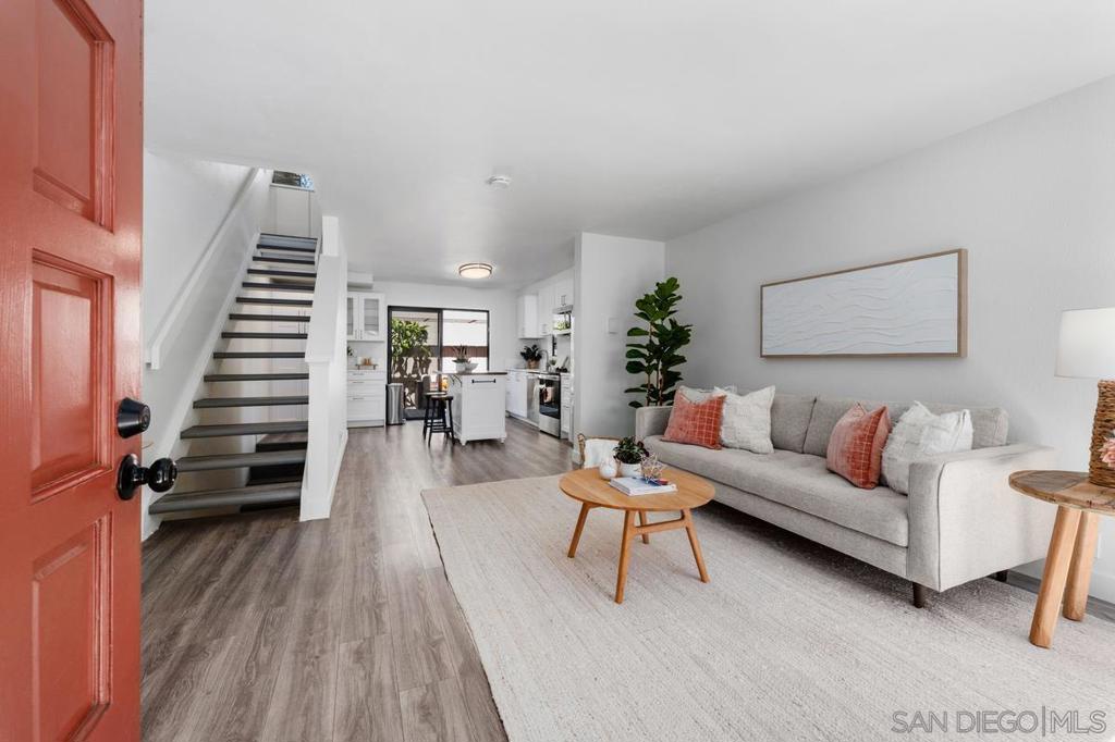 2726 Ariane Dr Dr 46, San Diego CA 92117