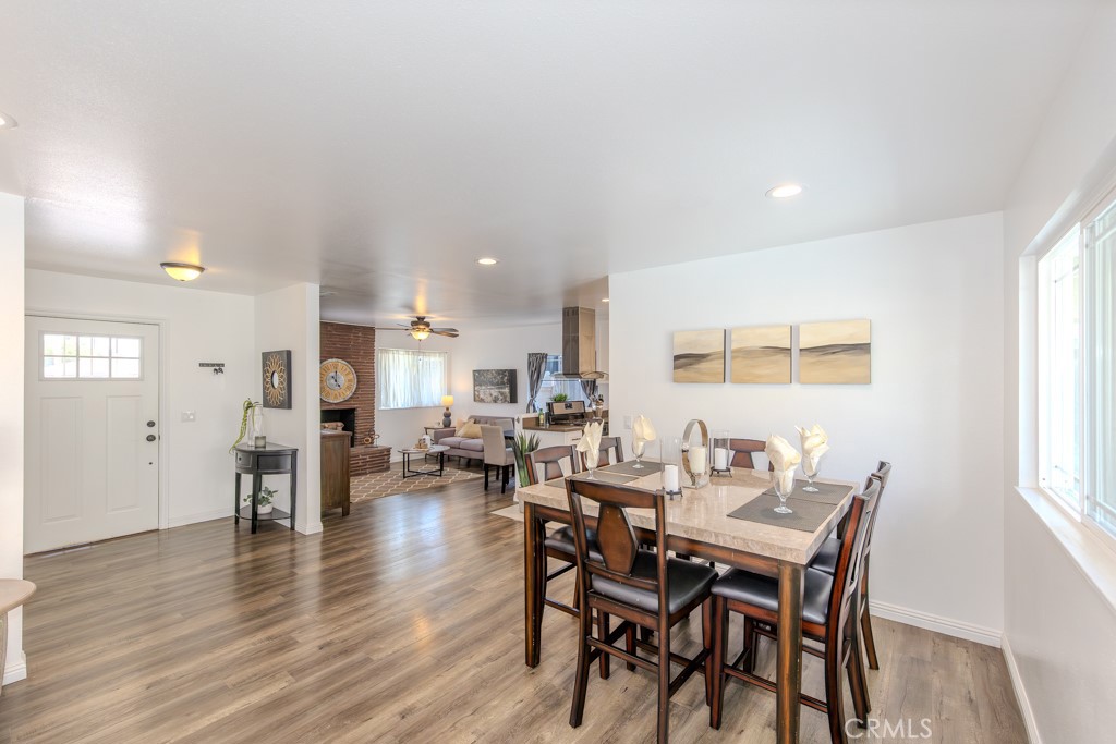 2219 W Coronet Avenue