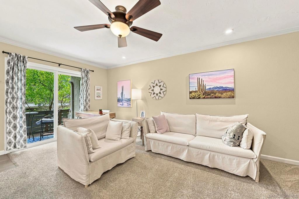 3649 Louisiana 104